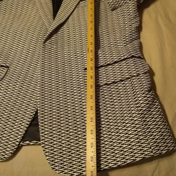 Jacket - Picture 4 of 7